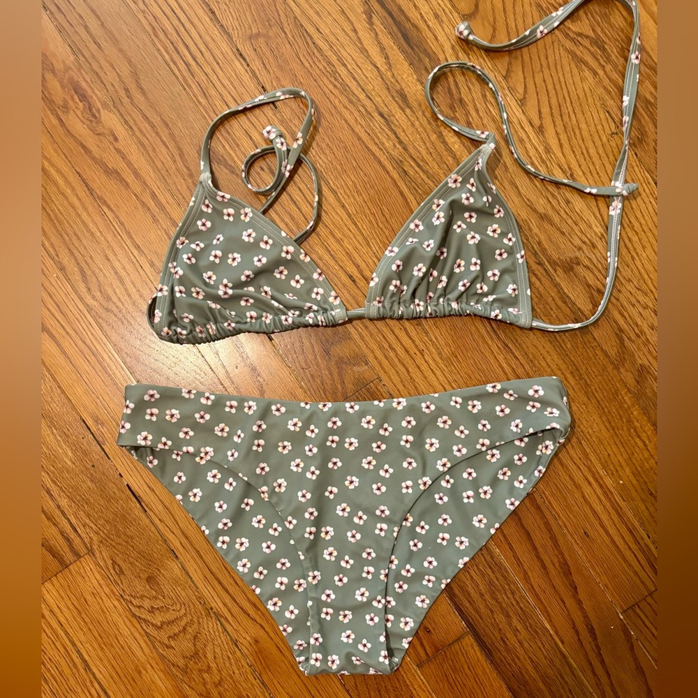Kulani Kinis Bikini